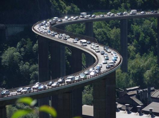 The Egratz viaduct closed due to a rockfall!